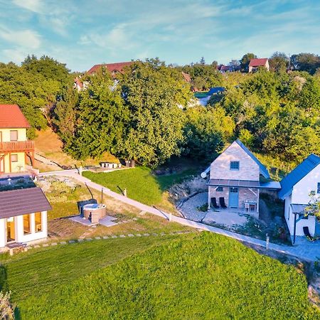 Borarium Vendeghazak - Zenit Haz Ξενοδοχείο Pazmand Εξωτερικό φωτογραφία